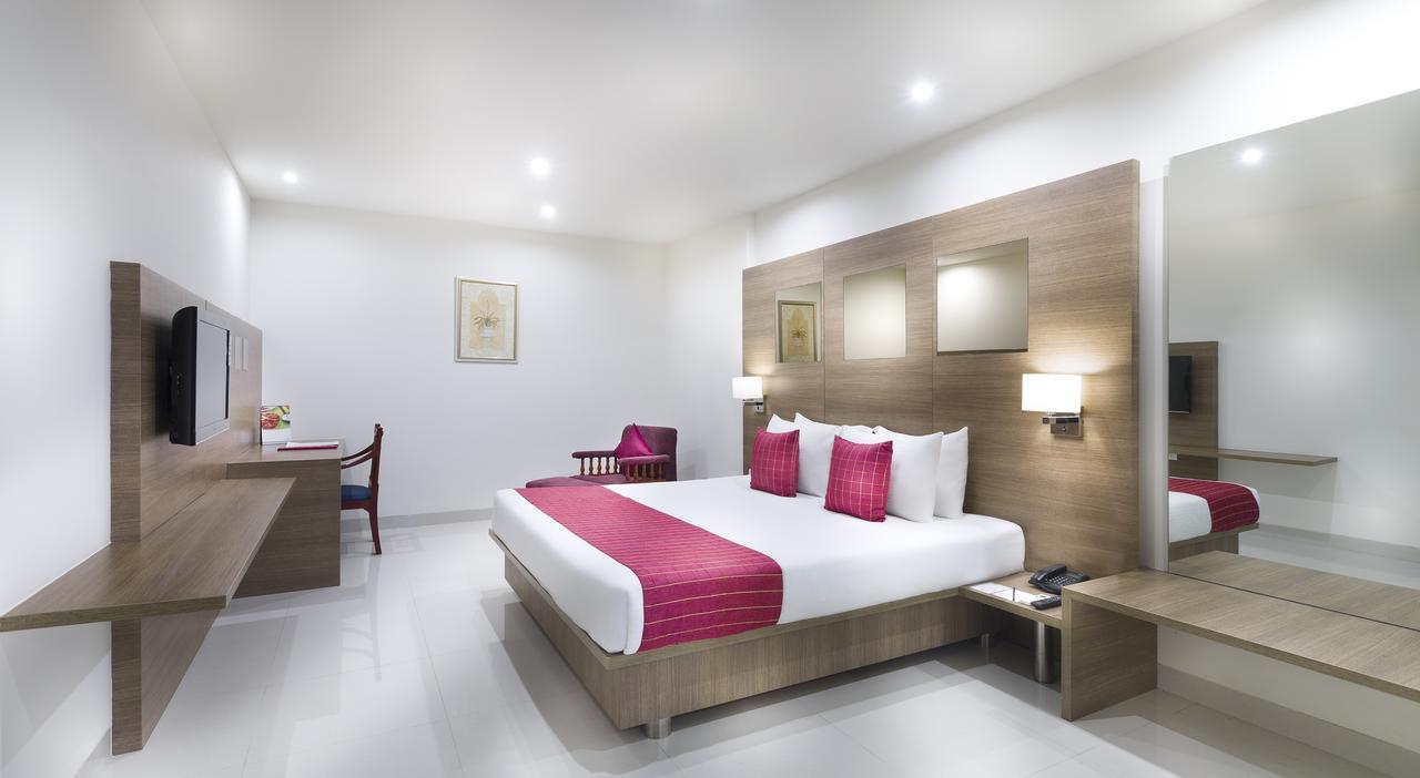 รีเจนซี ธิรัตธานี บาย จีอาร์ที โฮเต็ล Hotel Thiruttani ภายนอก รูปภาพ