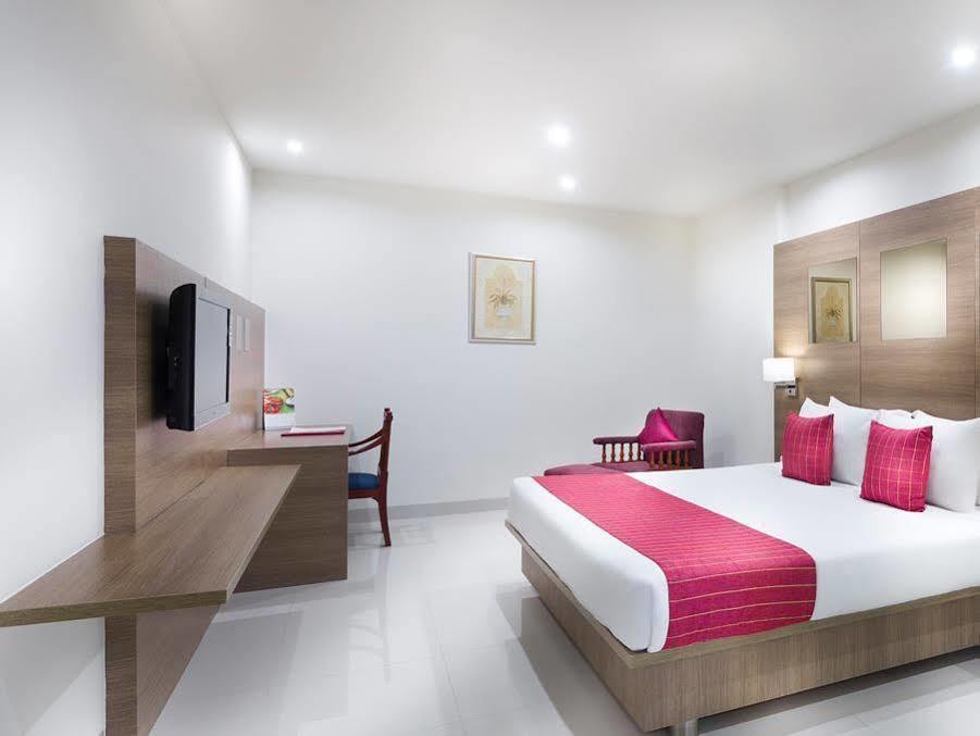 รีเจนซี ธิรัตธานี บาย จีอาร์ที โฮเต็ล Hotel Thiruttani ภายนอก รูปภาพ